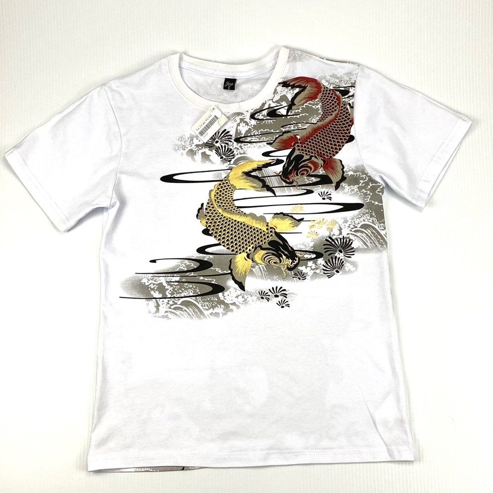Koi carp women’s T-shirt sz small NWT
